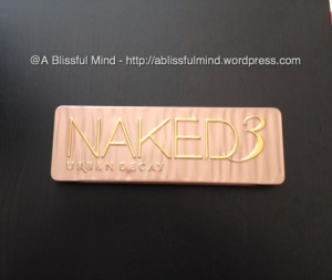 Naked 3 Eyeshadows palette